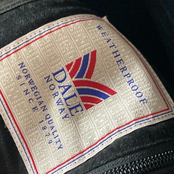 Dale of Norway Jotinheimen knit shell weatherproof jacket black small NWT - Picture 11 of 12